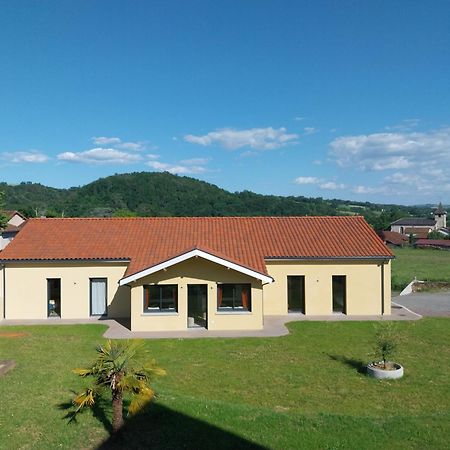 Logis Hotel Restaurant Cruzel Maurs Bagian luar foto