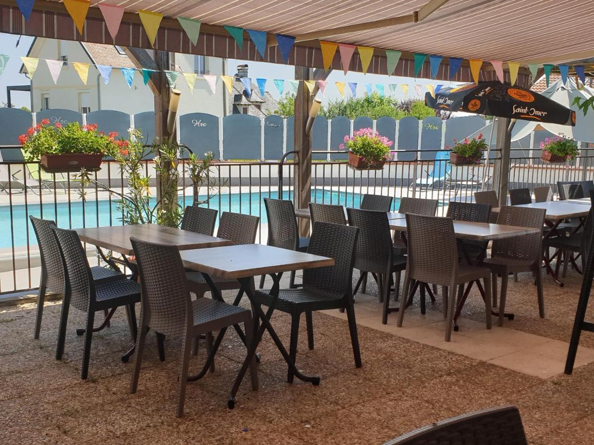 Logis Hotel Restaurant Cruzel Maurs Bagian luar foto