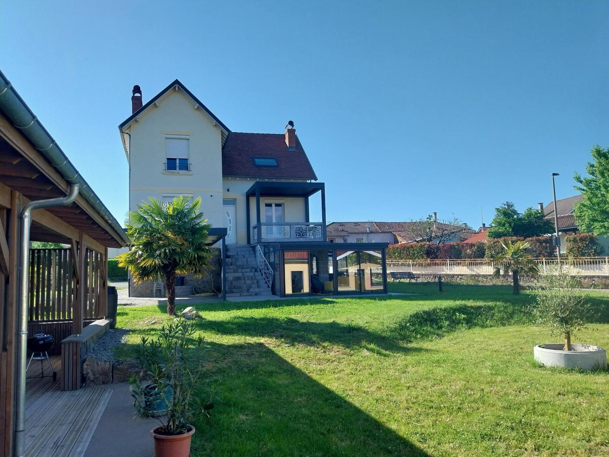 Logis Hotel Restaurant Cruzel Maurs Bagian luar foto