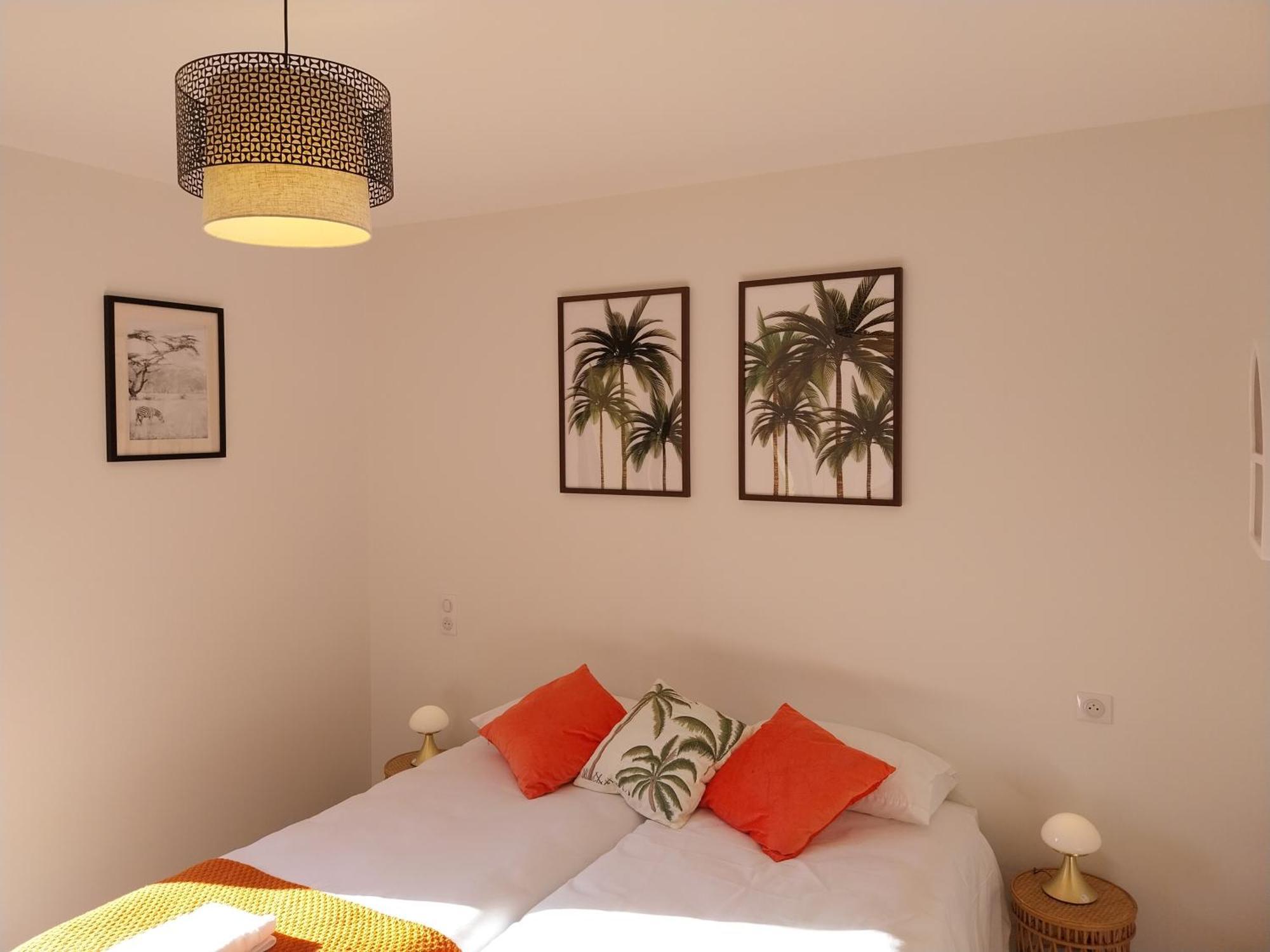 Logis Hotel Restaurant Cruzel Maurs Bagian luar foto