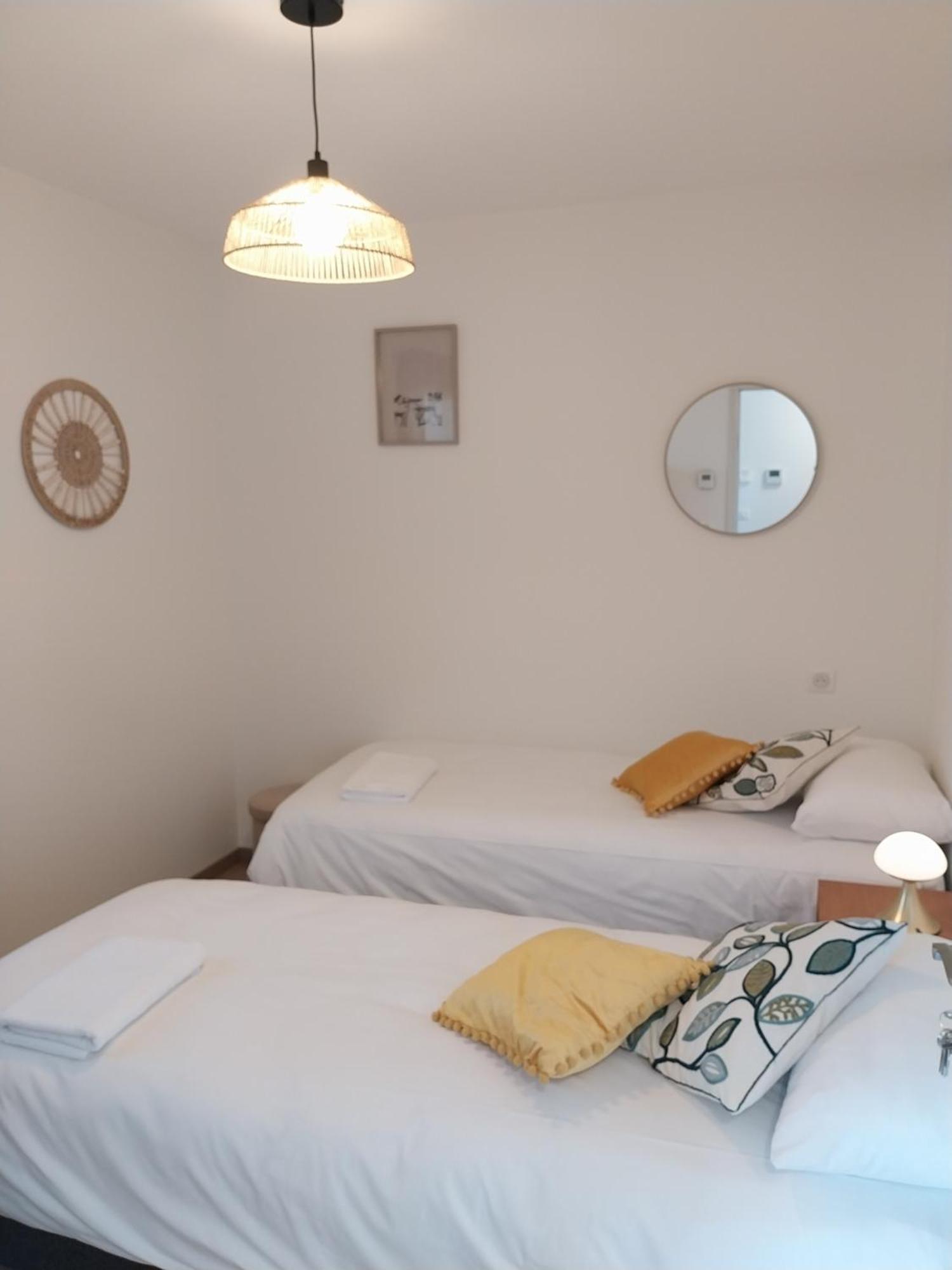 Logis Hotel Restaurant Cruzel Maurs Bagian luar foto