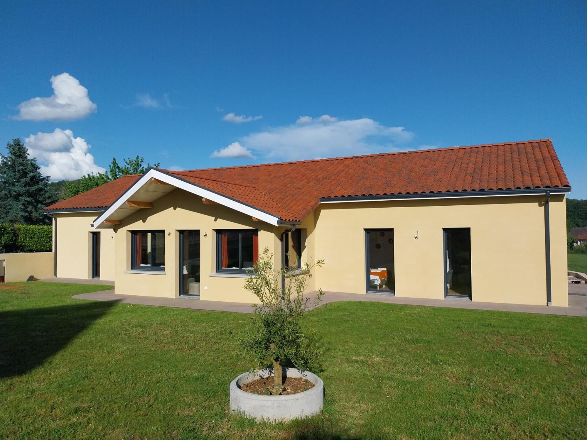 Logis Hotel Restaurant Cruzel Maurs Bagian luar foto